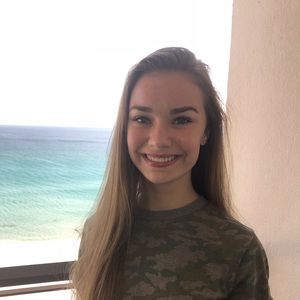 Meet your Posher, Hailey